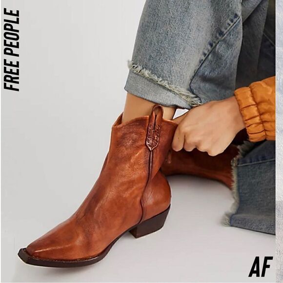 WE THE FREE WADE DISTRESSED ANKLE BOOTS IN WASHED CHESTNUT NEW SIZE 39.5 - Picture 3 of 10
